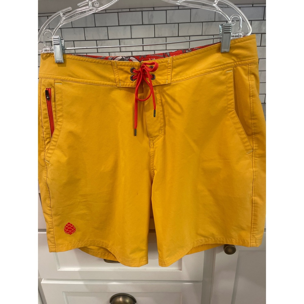 Stio Board Shorts Mens 34 Yellow Eddy Water Shorts Lace Up Zip Pocket